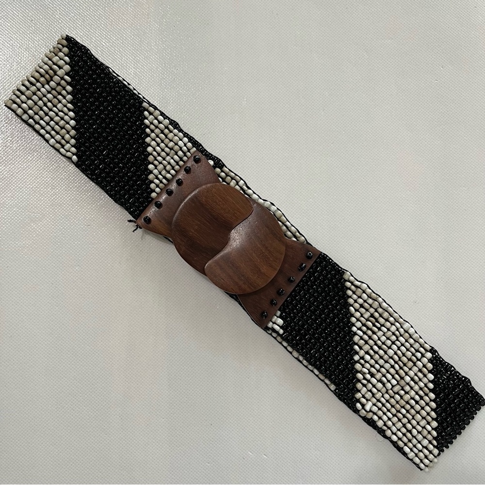 Stretchy Wide Beaded Wooden Buckle Belt